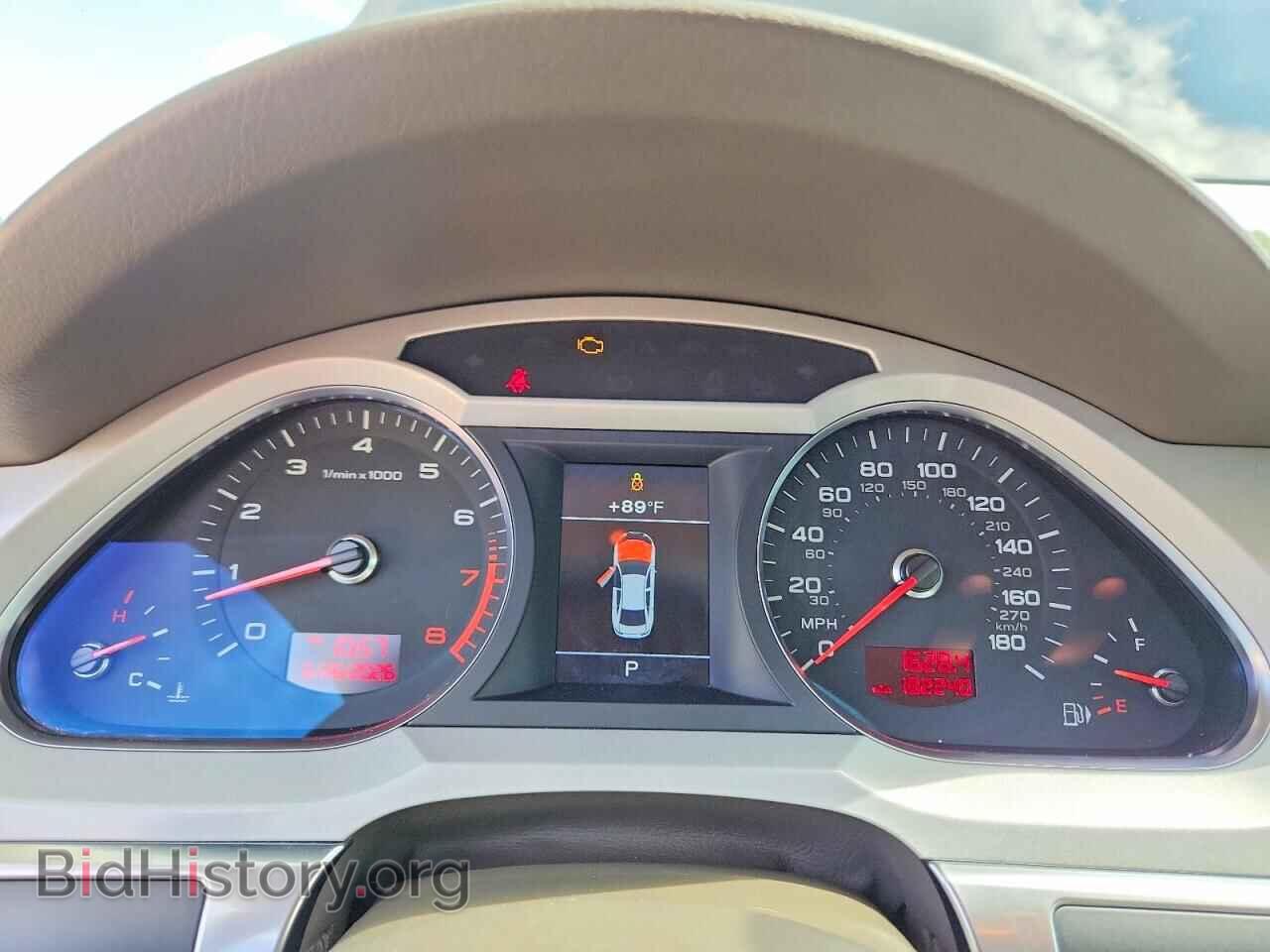 2011 AUDI A6 - VIN: WAUKGAFB2BN017842 - Фото 9