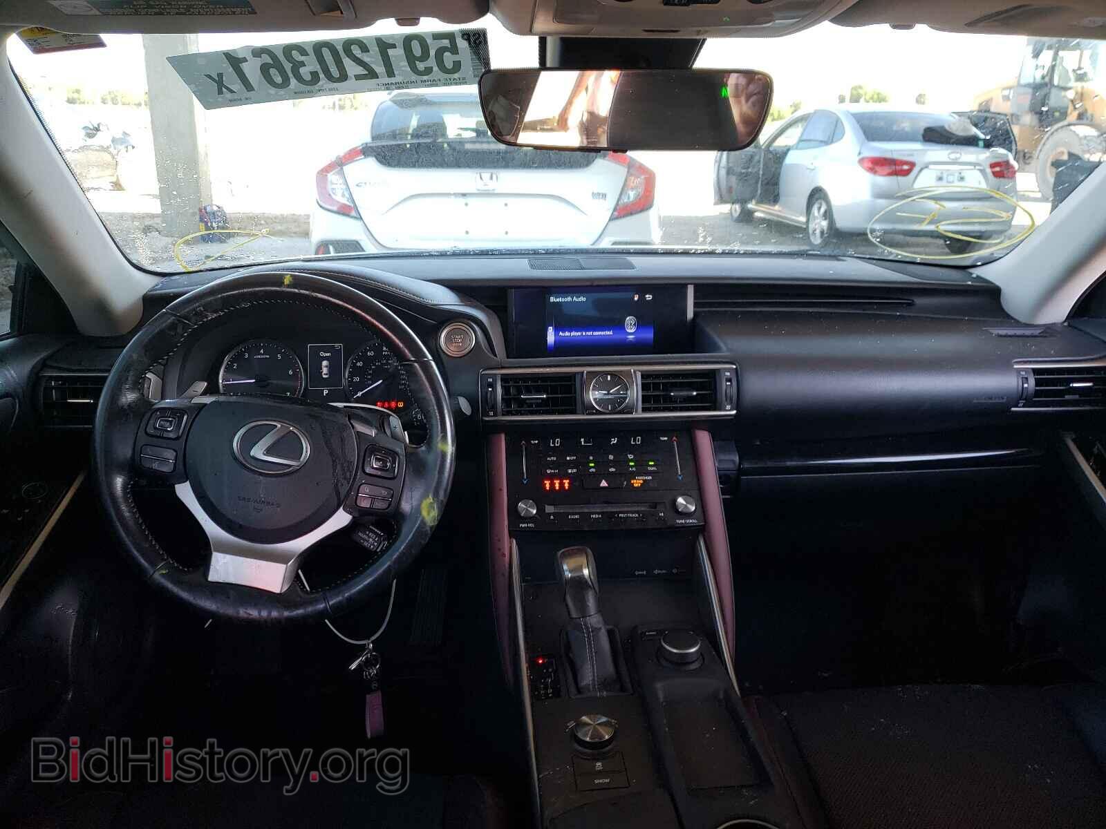 2017 LEXUS IS - VIN: JTHBA1D2XH5043880 - Фото 9