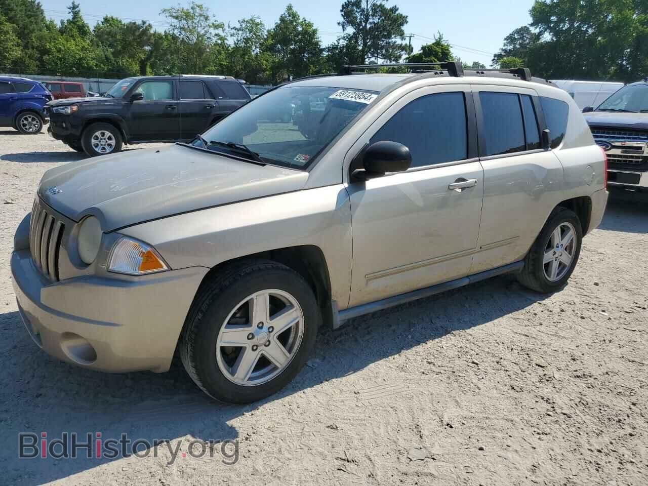 Photo 1J4NT4FB2AD585357 - JEEP COMPASS 2010
