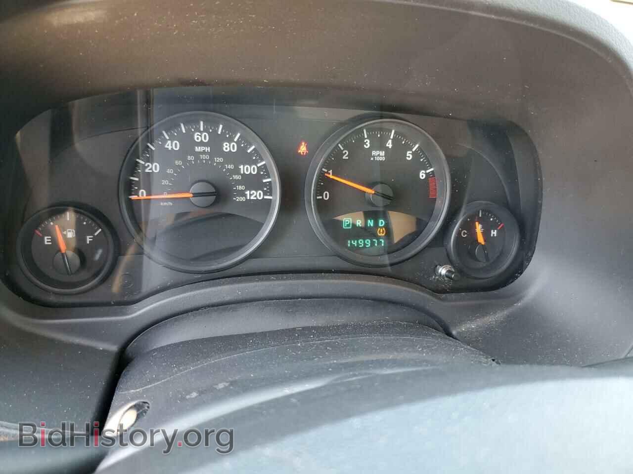 2010 JEEP COMPASS - VIN: 1J4NT4FB2AD585357 - Фото 9