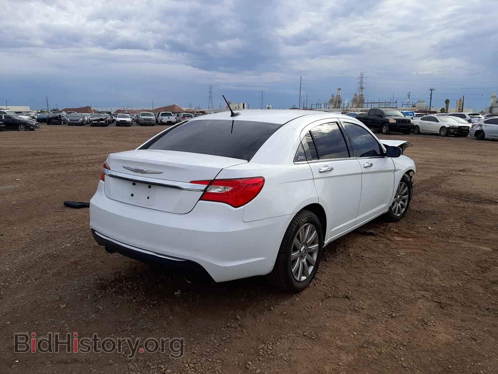2013 CHRYSLER 200 - VIN: 1C3CCBCG2DN547096 - Фото 4