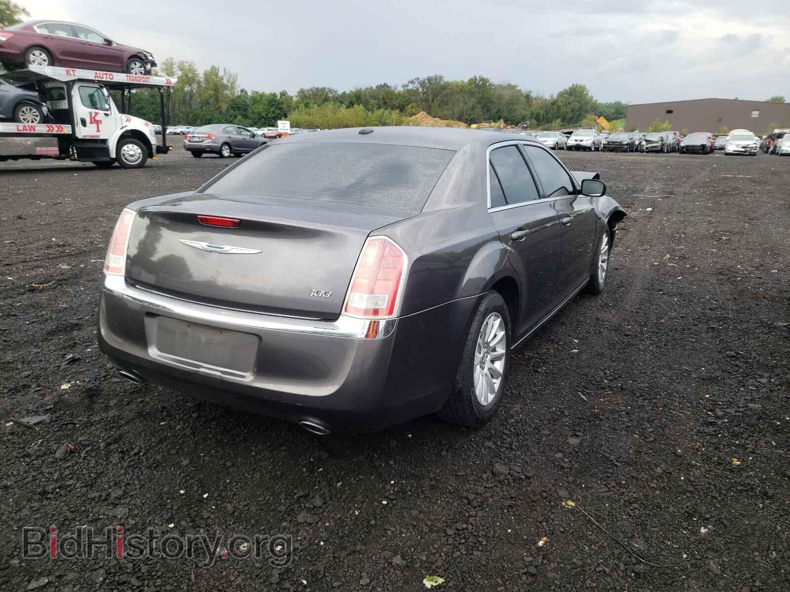 2014 CHRYSLER 300 - VIN: 2C3CCAAG2EH286804 - Photo 4