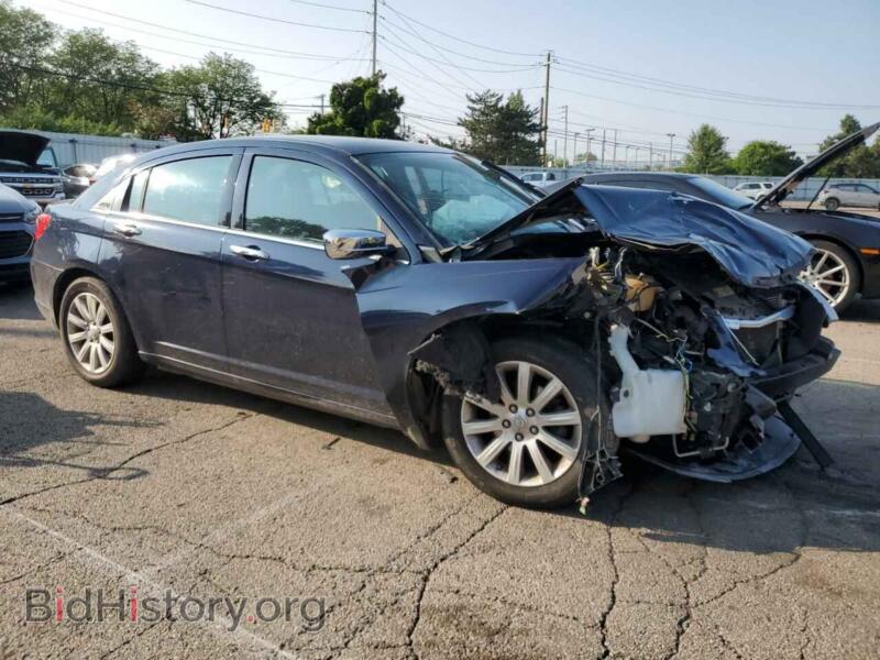 2013 Chrysler 200 (VIN 1C3CCBCG4DN553241) — фото 4 из 14