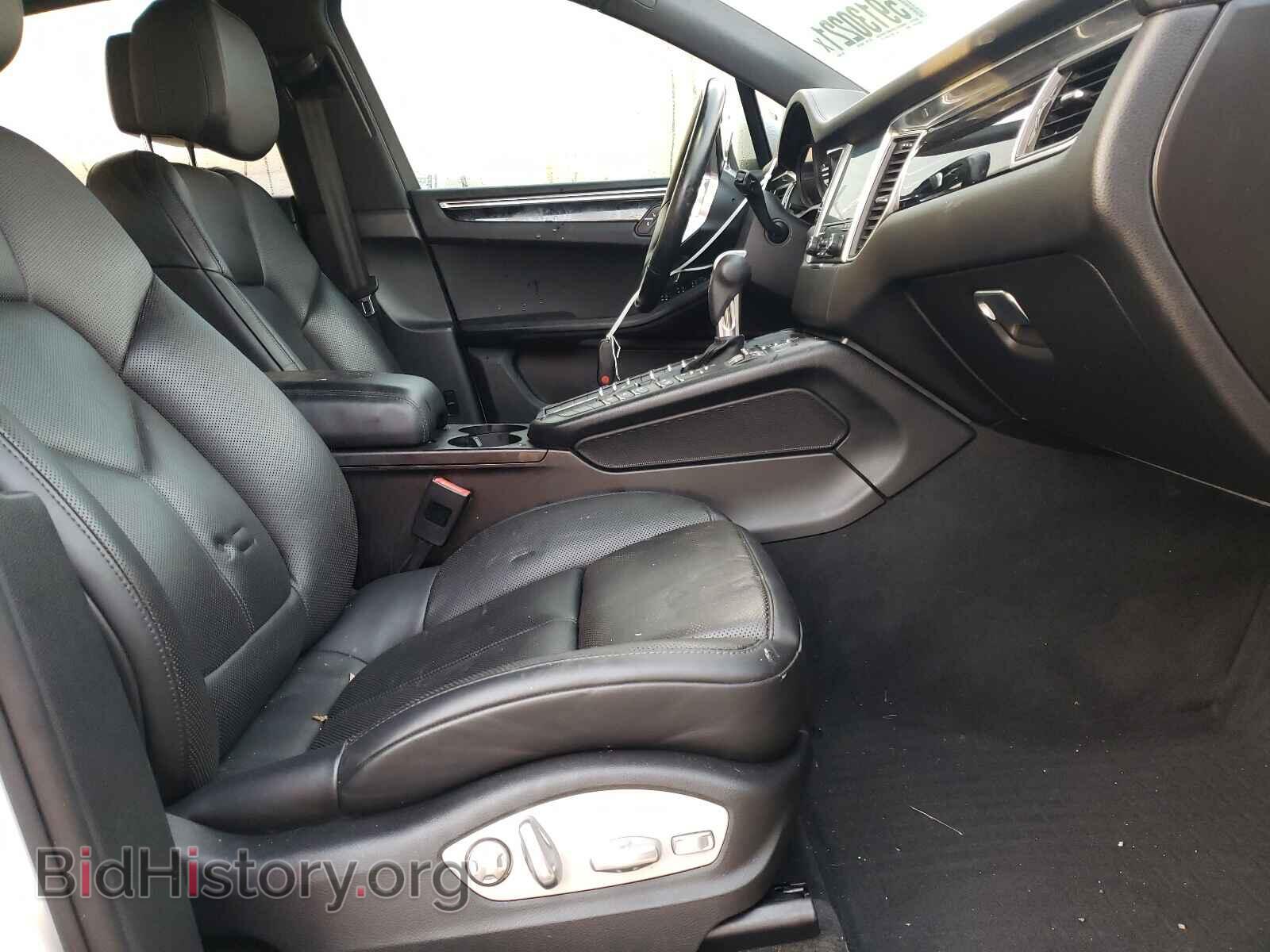 2017 PORSCHE MACAN - VIN: WP1AA2A50HLB05525 - Photo 5