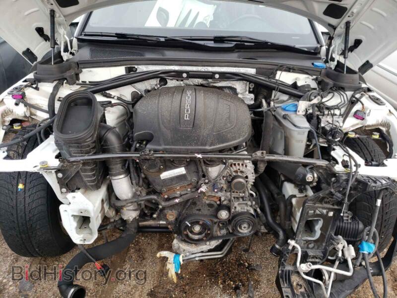 2017 Porsche MACAN (VIN WP1AA2A50HLB05525) — фото 7 из 10