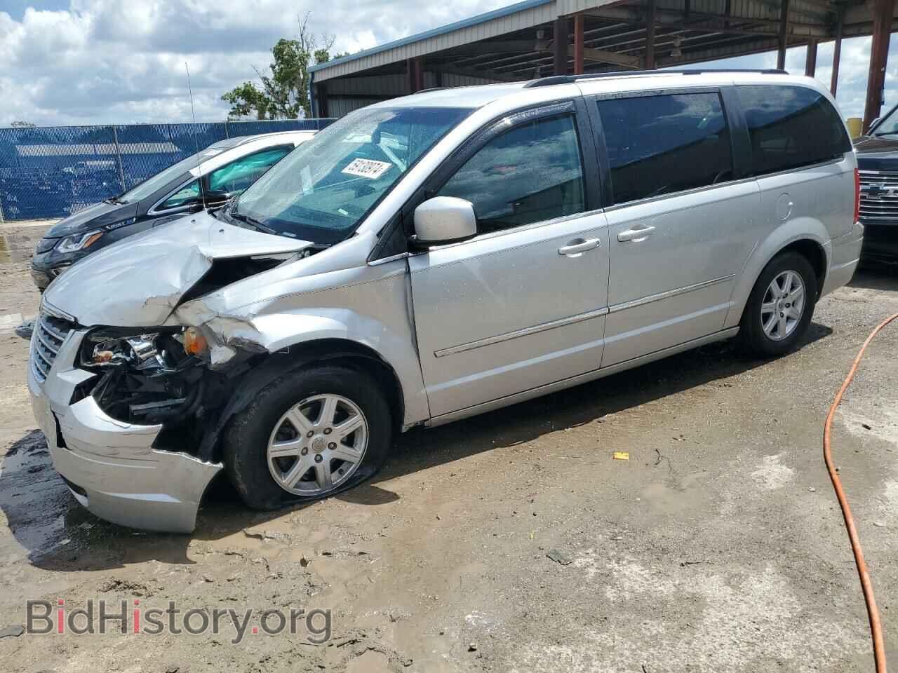 Photo 2A4RR5D12AR337199 - CHRYSLER MINIVAN 2010