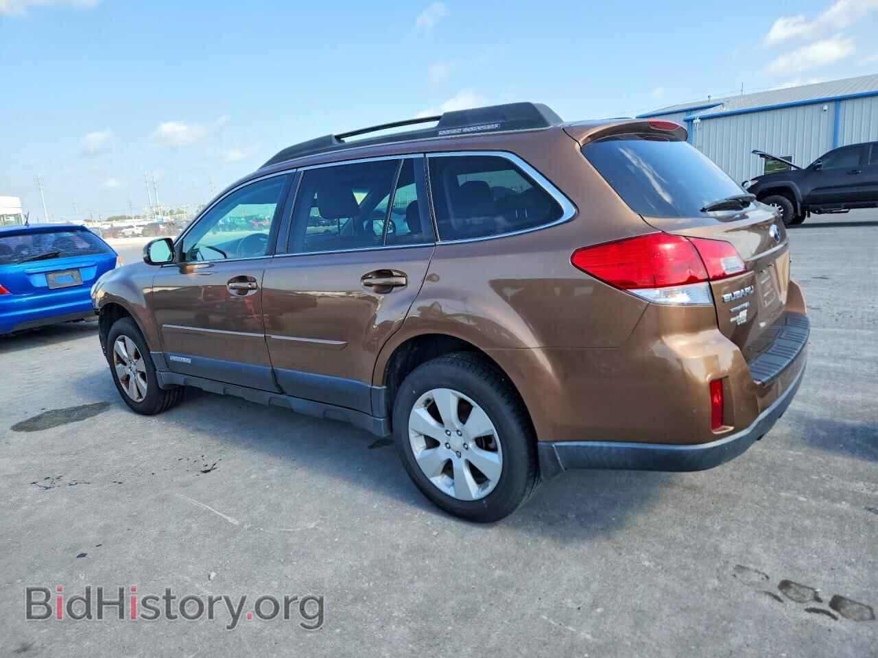 2011 SUBARU OUTBACK - VIN: 4S4BRBCC6B3434064 - Photo 2