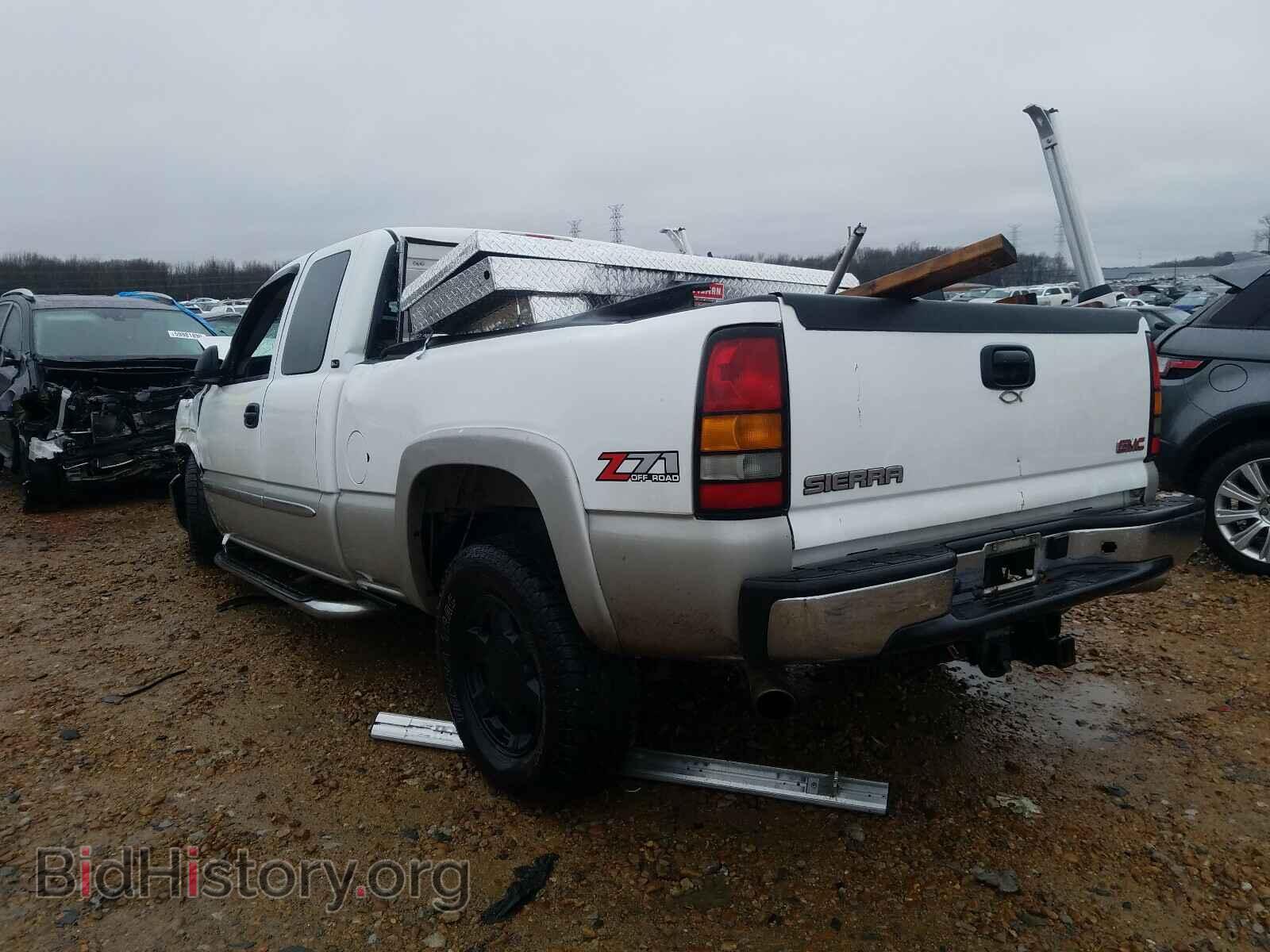 2006 GMC SIERRA - VIN: 1GTEK19B56Z252390 - Фото 3