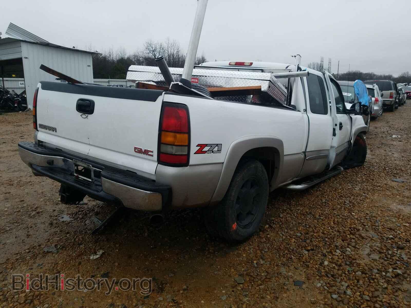 2006 GMC SIERRA - VIN: 1GTEK19B56Z252390 - Фото 4
