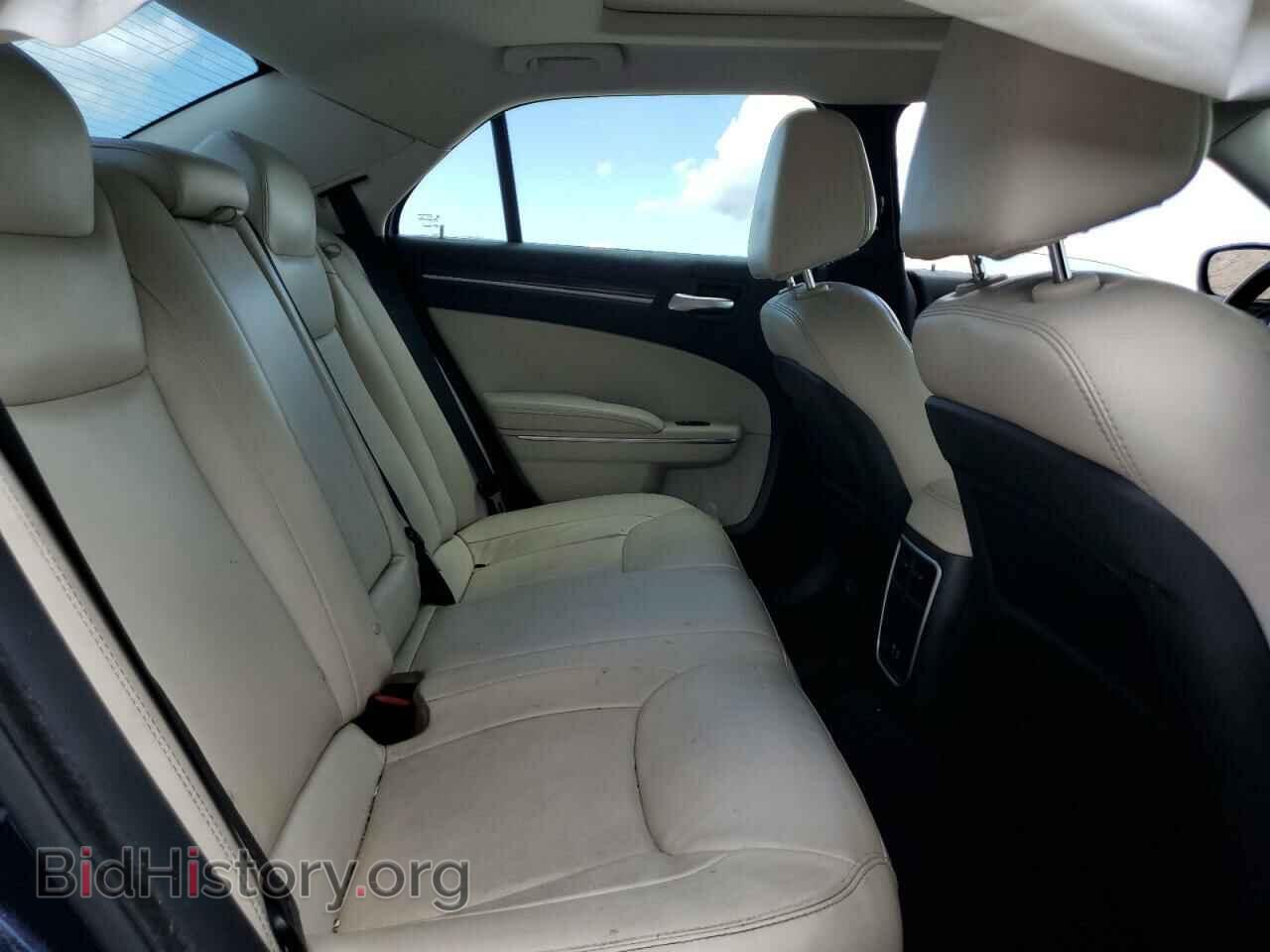 2015 CHRYSLER 300 - VIN: 2C3CCAAG4FH810598 - Фото 10