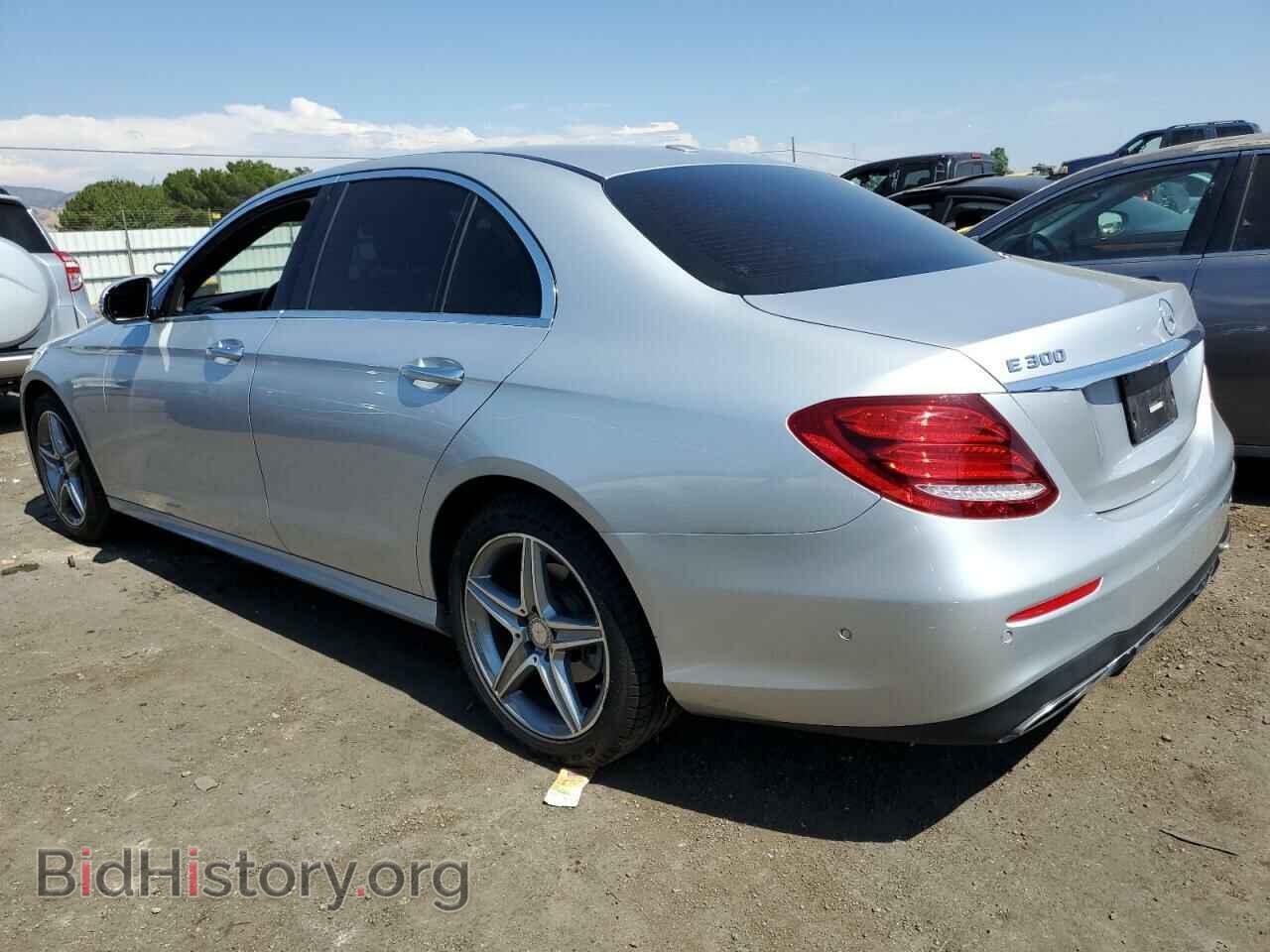 2017 MERCEDES-BENZ E-CLASS - VIN: WDDZF4JB3HA015794 - Фото 2