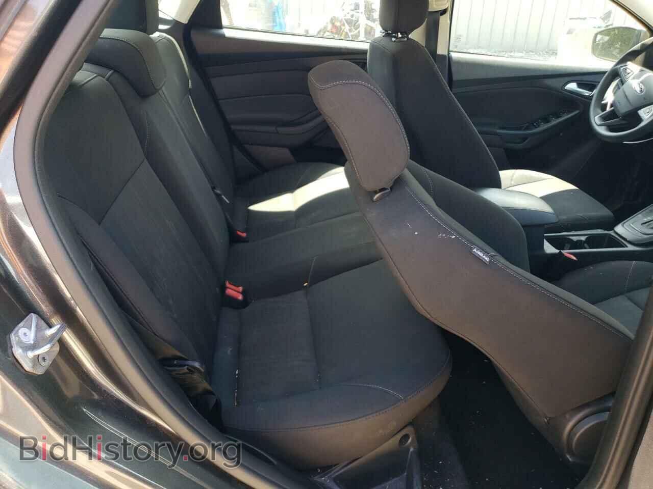 2018 FORD FOCUS - VIN: 1FADP3FE2JL319665 - Photo 10