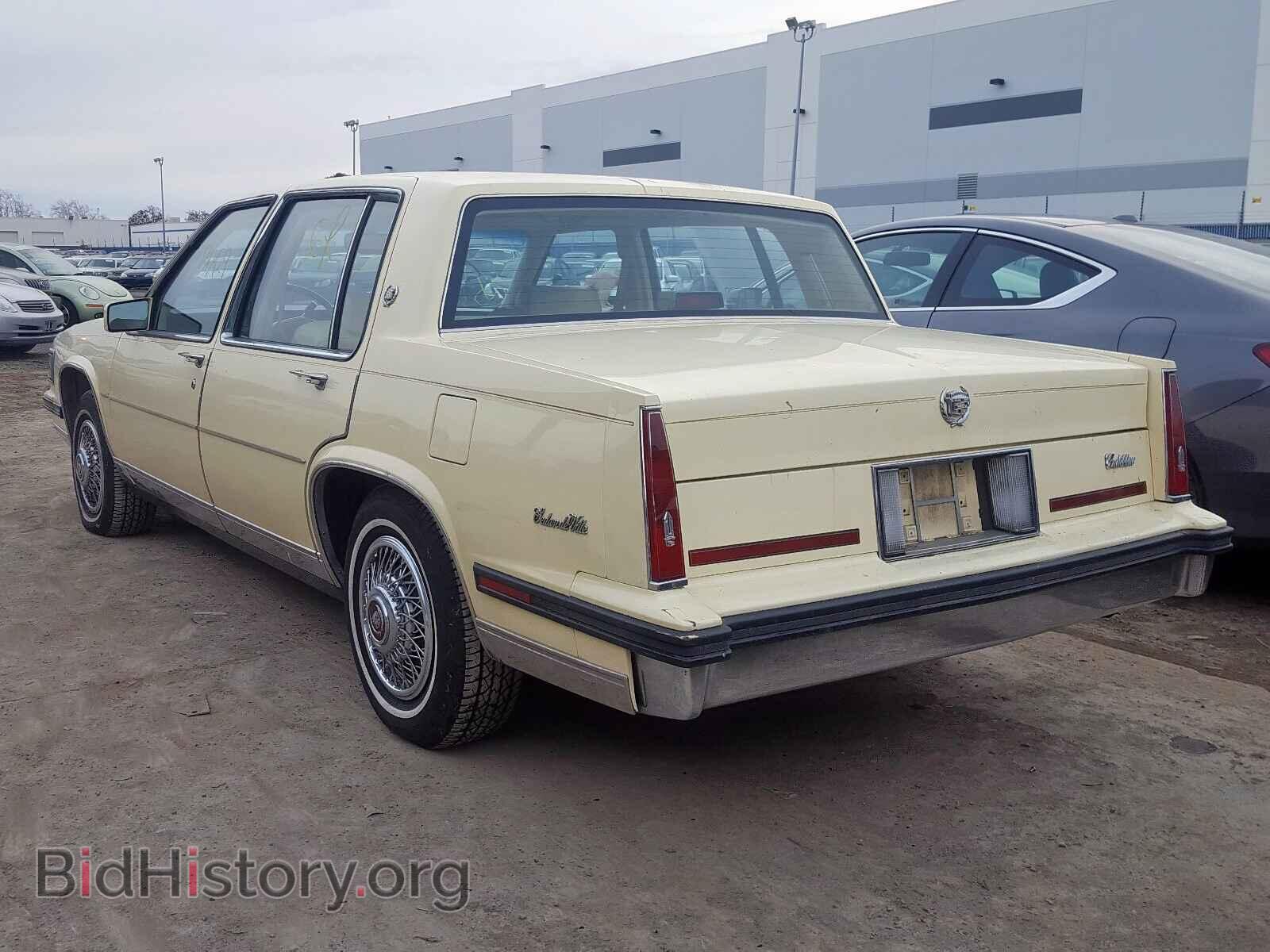 1985 CADILLAC DEVILLE - VIN: 1G6CD6984F4378355 - Фото 3