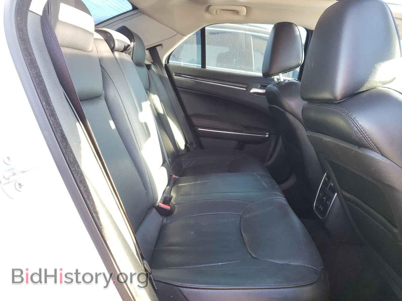 2016 CHRYSLER 300 - VIN: 2C3CCAKG8GH128694 - Фото 6