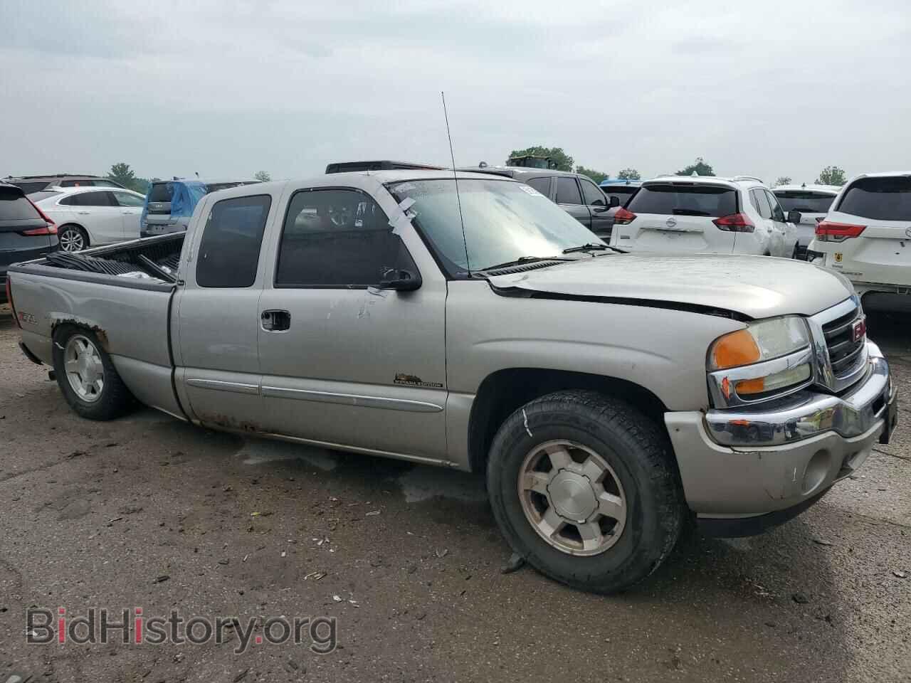 2005 GMC SIERRA - VIN: 2GTEK19BX51360902 - Фото 4