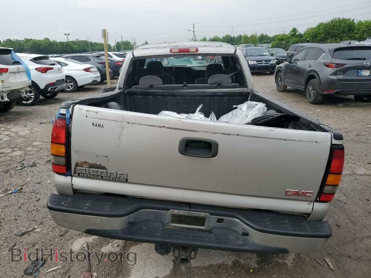 2005 GMC SIERRA - VIN: 2GTEK19BX51360902 - Фото 6
