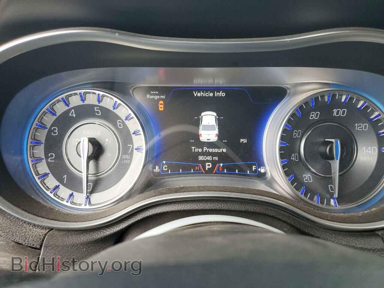 2015 CHRYSLER 300 - VIN: 2C3CCAAG2FH780663 - Фото 8