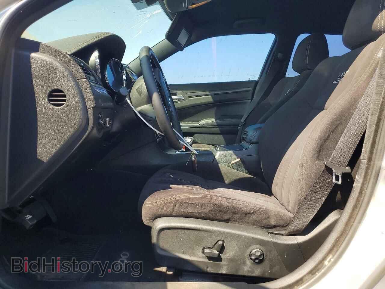 2012 CHRYSLER 300 - VIN: 2C3CCABG5CH312551 - Фото 7