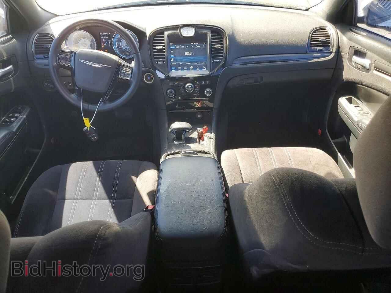 2012 CHRYSLER 300 - VIN: 2C3CCABG5CH312551 - Фото 8