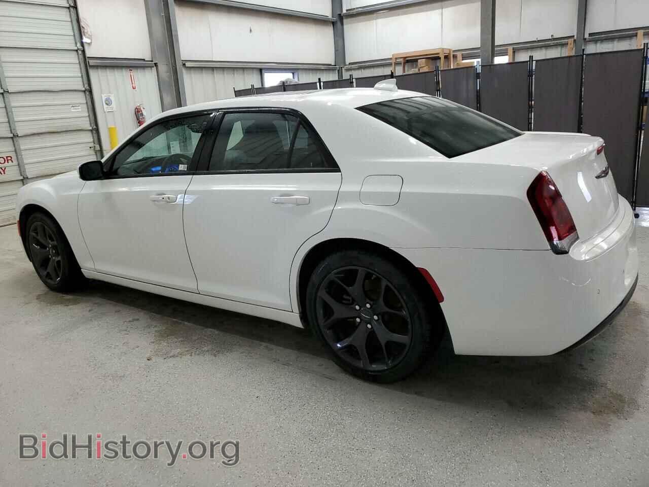 2023 CHRYSLER 300 - VIN: 2C3CCABG7PH599848 - Фото 2
