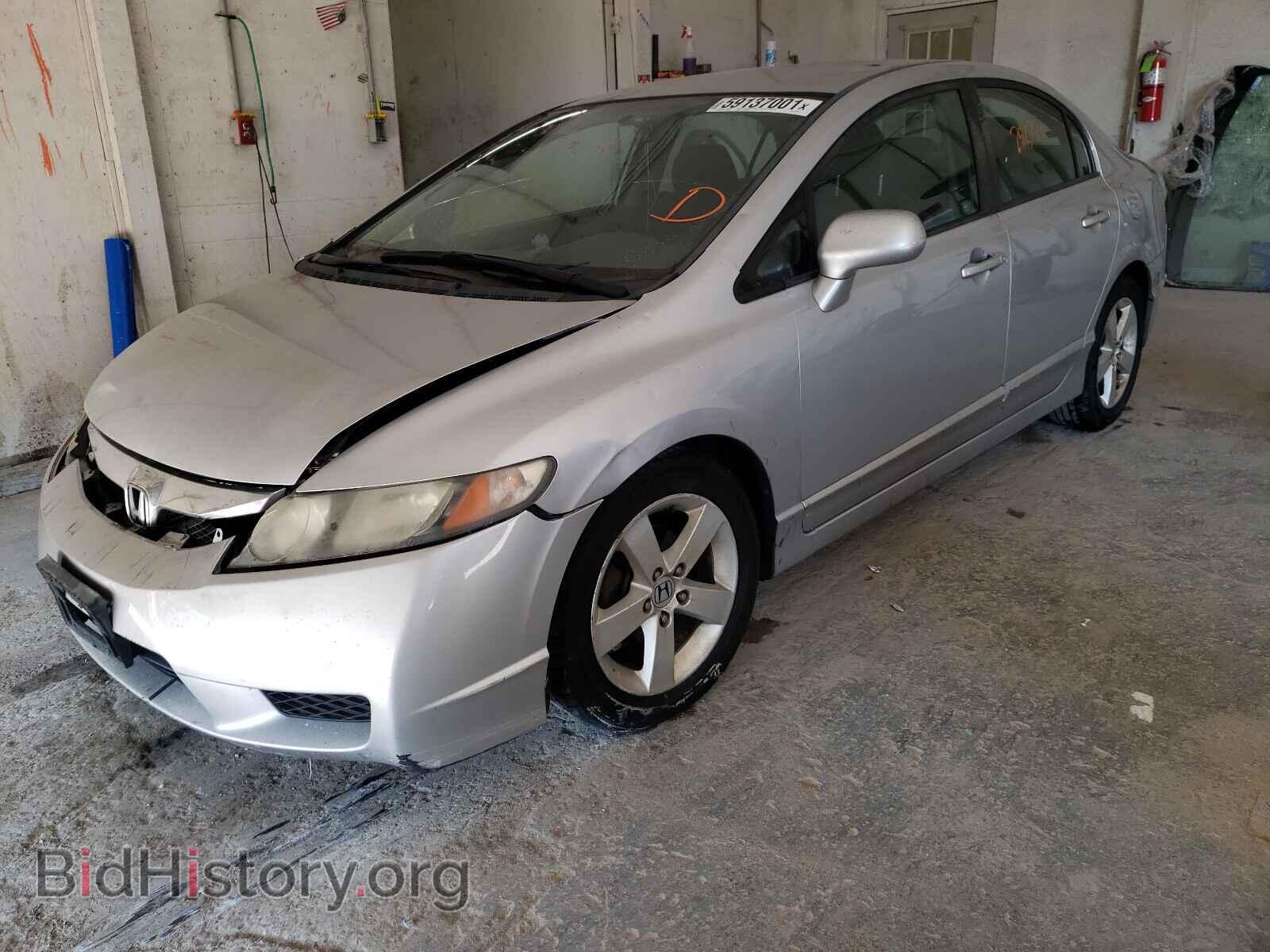 2011 HONDA CIVIC - VIN: 19XFA1F63BE031262 - Фото 2