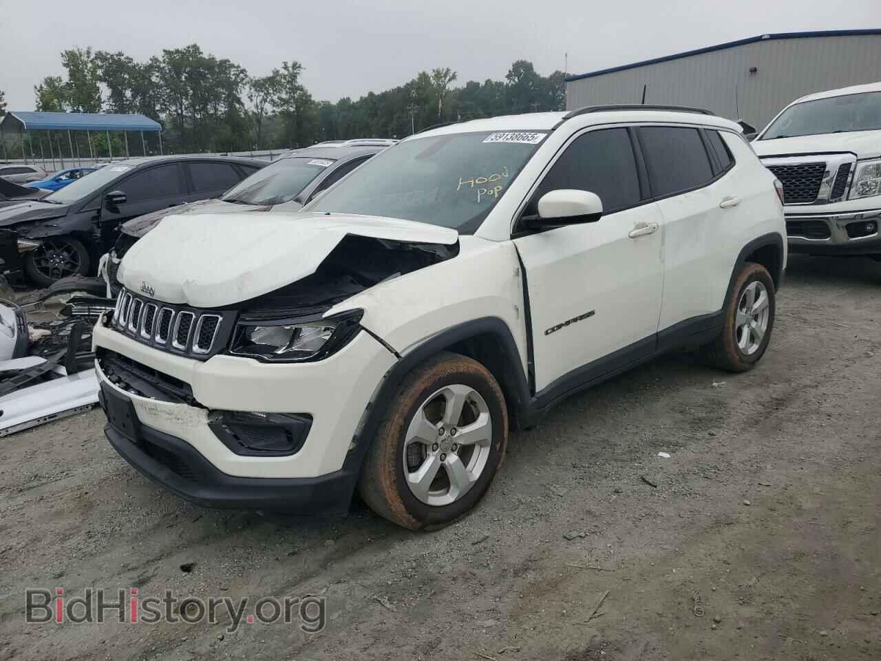 Photo 3C4NJCBB3HT624991 - JEEP COMPASS 2017