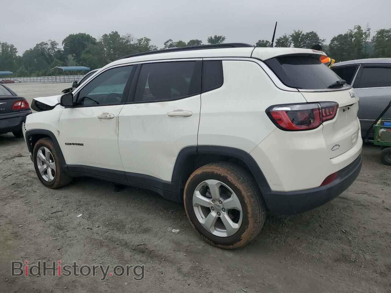 2017 JEEP COMPASS - VIN: 3C4NJCBB3HT624991 - Photo 2