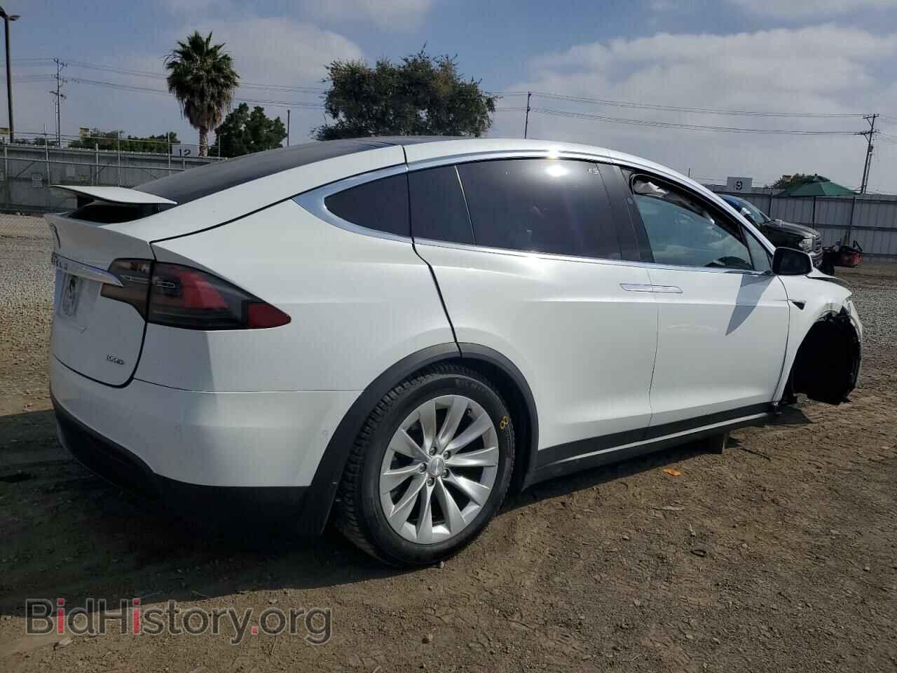 2018 TESLA MODEL X - VIN: 5YJXCBE27JF121042 - Фото 3