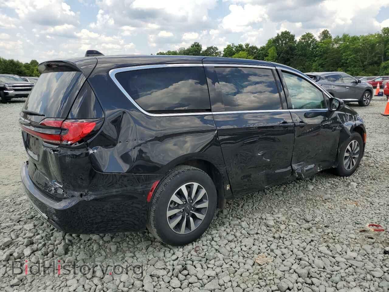2023 CHRYSLER PACIFICA - VIN: 2C4RC1L77PR572583 - Фото 3
