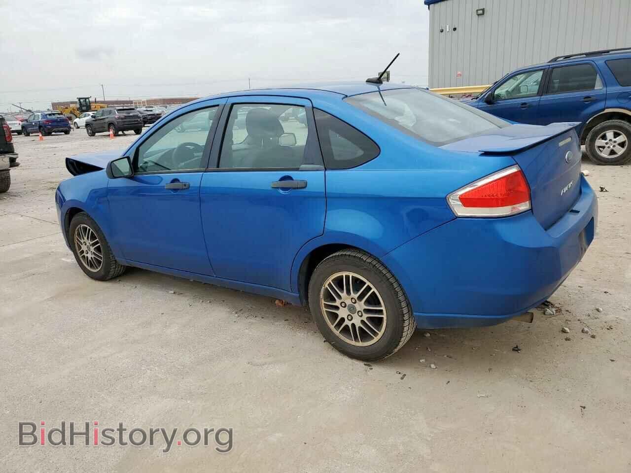 2011 FORD FOCUS - VIN: 1FAHP3FN6BW202107 - Фото 2