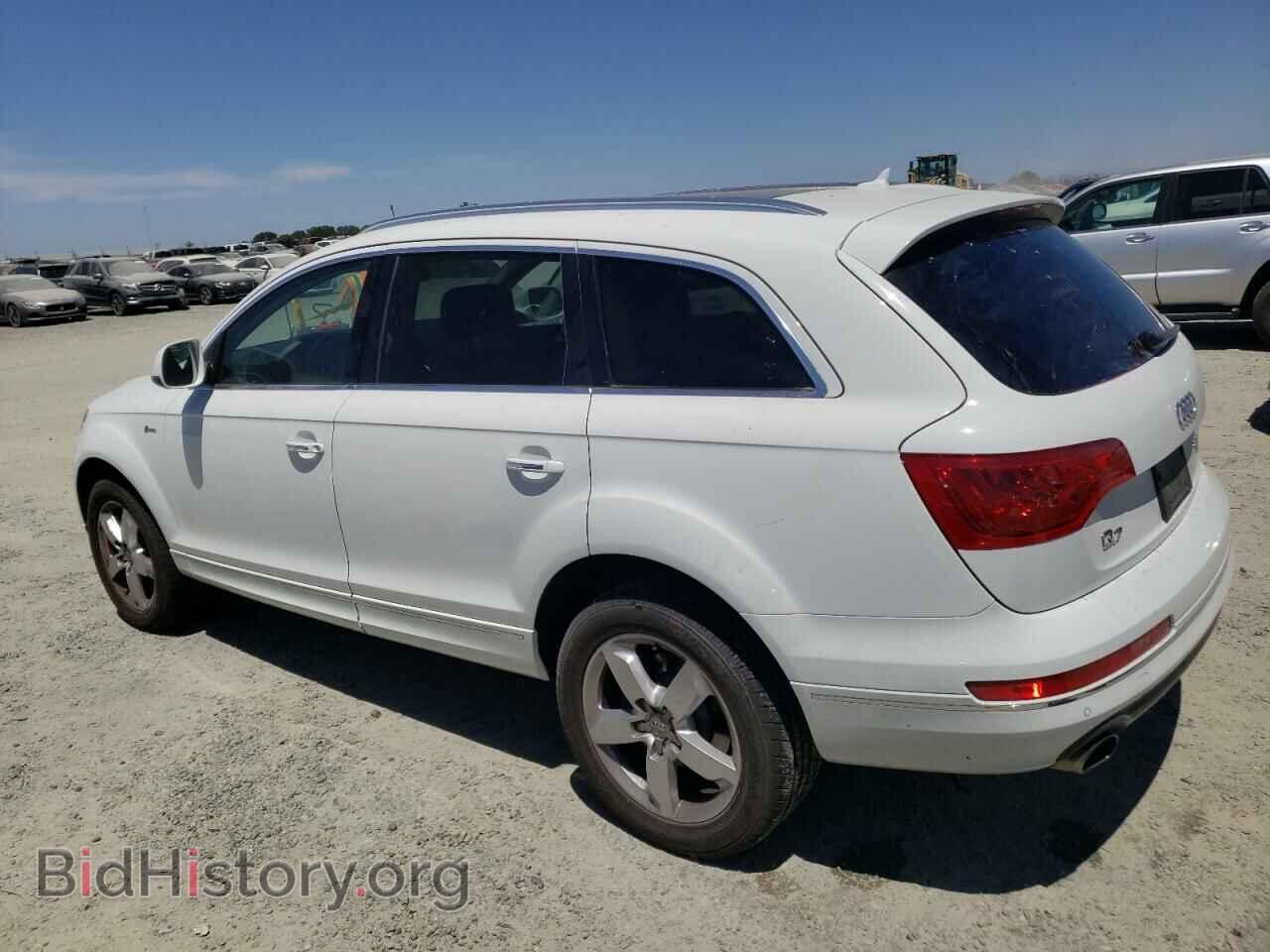 2015 AUDI Q7 - VIN: WA1CGAFE8FD005878 - Фото 2