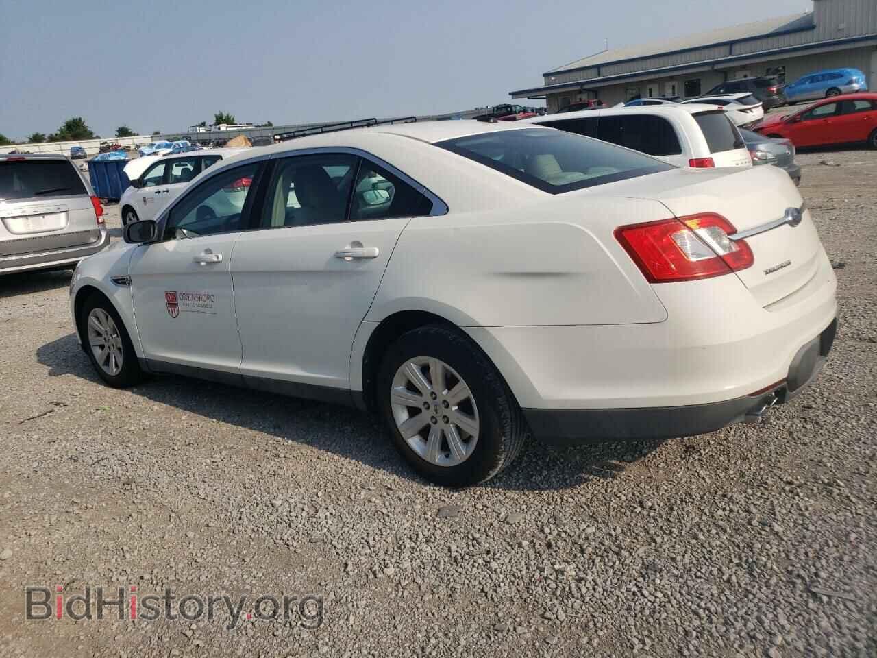 2010 FORD TAURUS - VIN: 1FAHP2DW0AG153405 - Фото 2