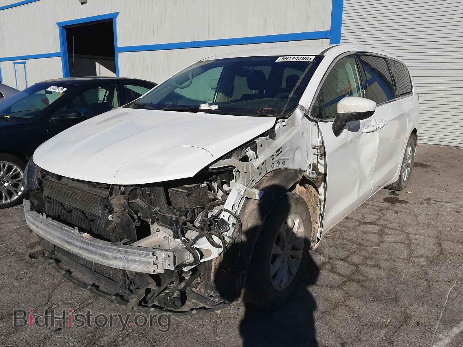 2017 CHRYSLER PACIFICA - VIN: 2C4RC1DG8HR609558 - Photo 2