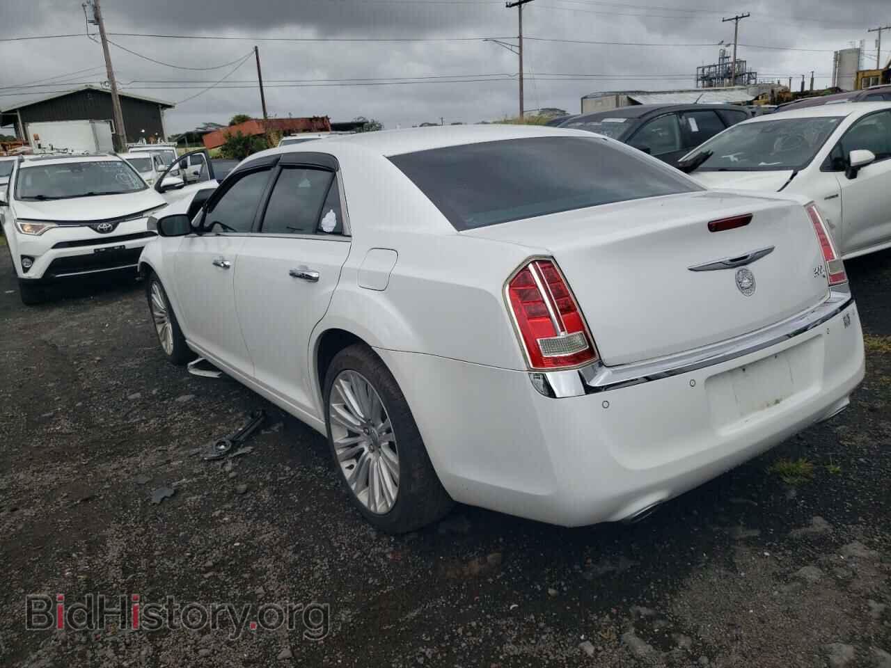 2013 CHRYSLER 300 - VIN: 2C3CCAET8DH529974 - Фото 2
