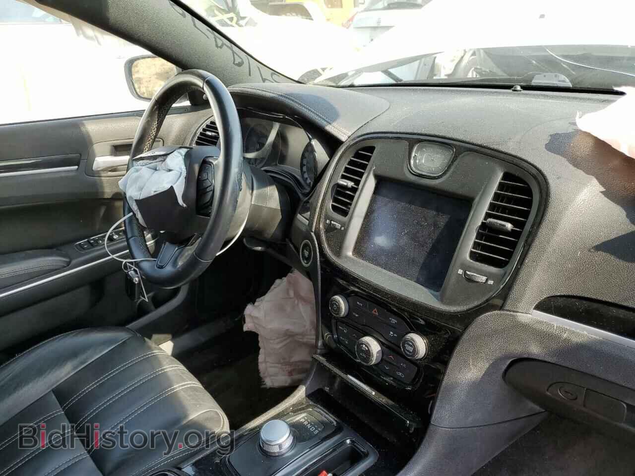 2018 CHRYSLER 300 - VIN: 2C3CCAGG3JH267583 - Фото 9