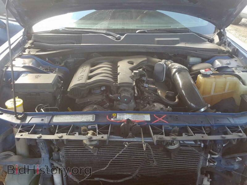 2010 Dodge CHALLENGER (VIN 2B3CJ4DVXAH120331) — photo 7 of 9