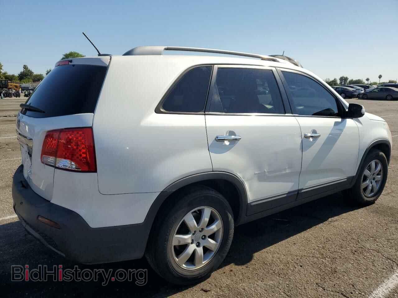 2012 KIA SORENTO - VIN: 5XYKT4A21CG256895 - Фото 3