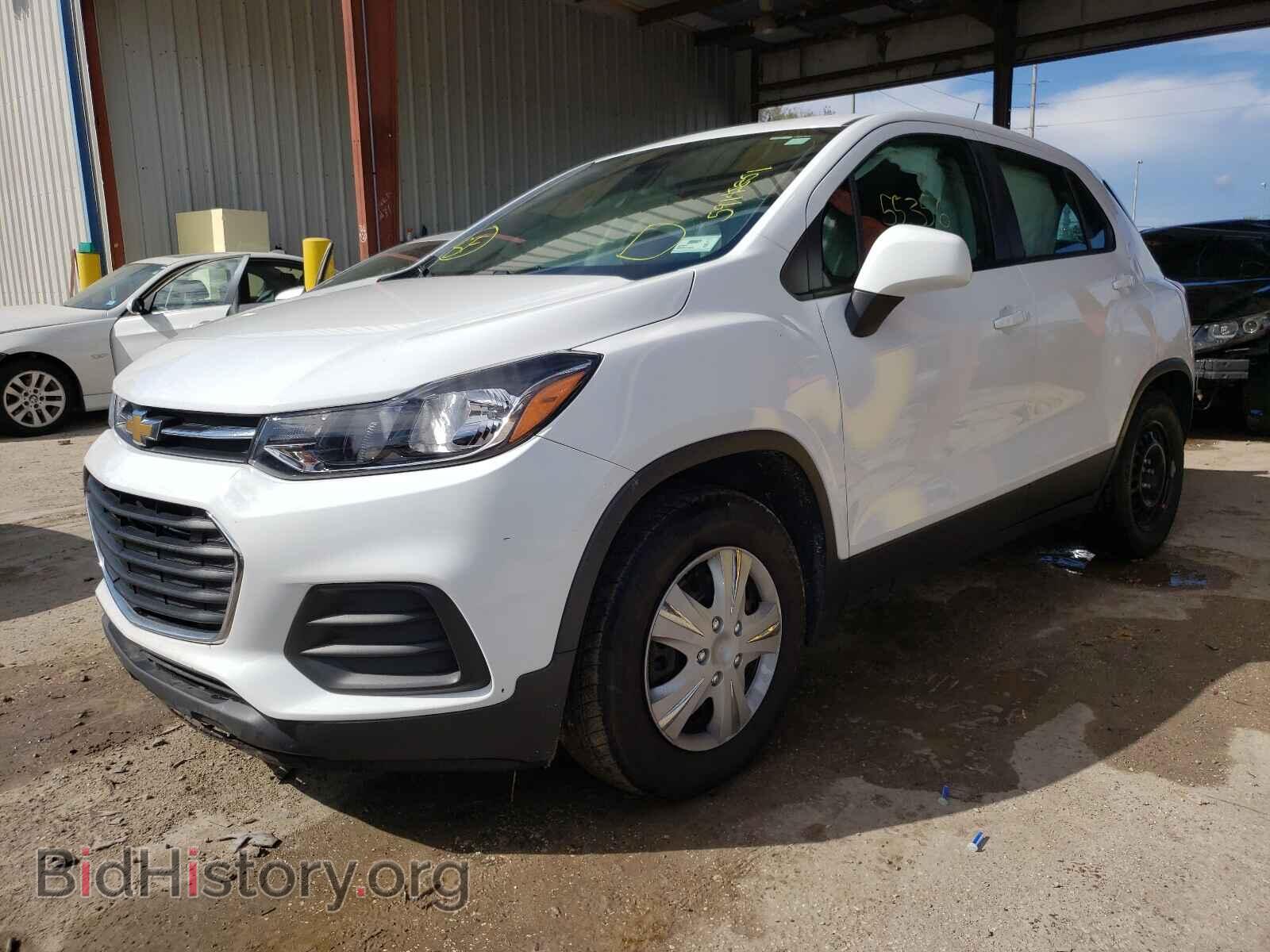 2017 CHEVROLET TRAX - VIN: 3GNCJKSB3HL283052 - Photo 2