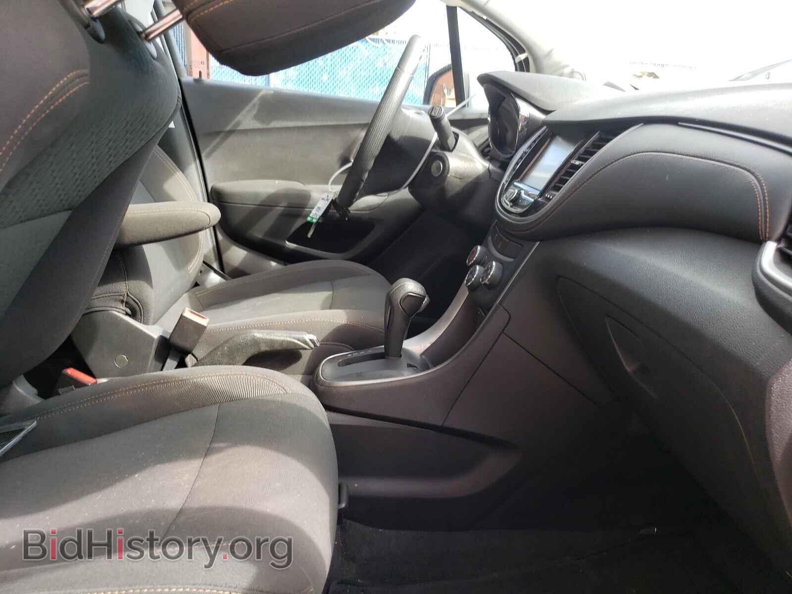 2017 CHEVROLET TRAX - VIN: 3GNCJKSB3HL283052 - Photo 5