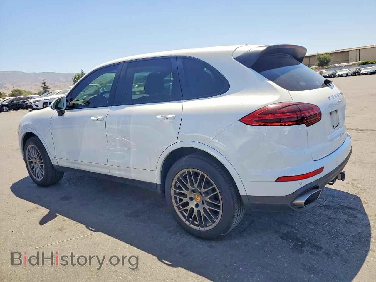 2018 PORSCHE CAYENNE - VIN: WP1AA2A26JKA06970 - Фото 2