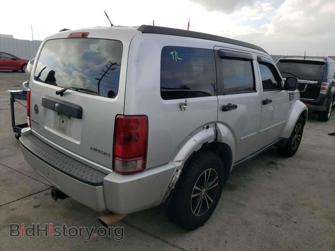2010 DODGE NITRO - VIN: 1D4PT2GK7AW105144 - Photo 4