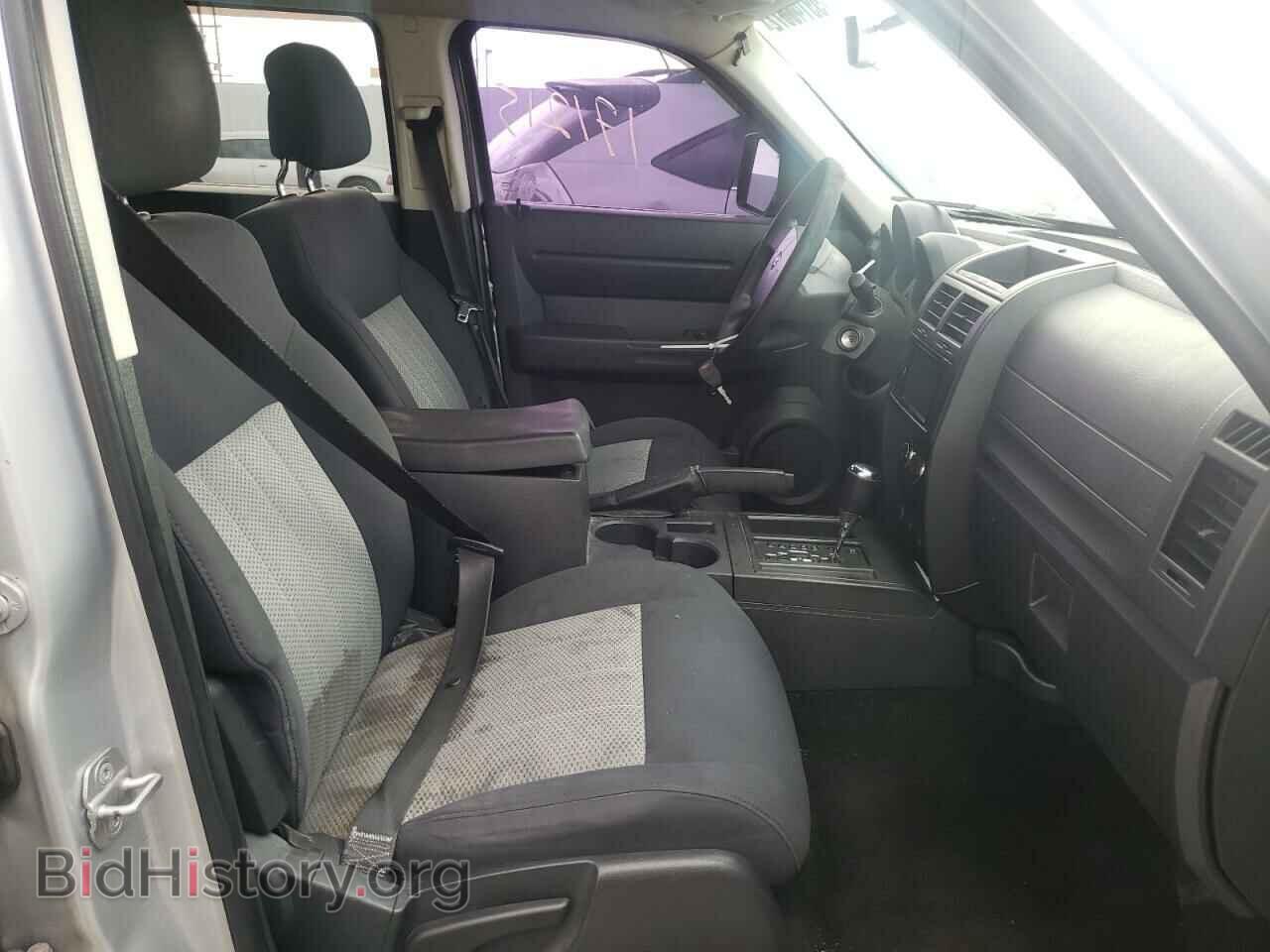 2010 DODGE NITRO - VIN: 1D4PT2GK7AW105144 - Photo 5