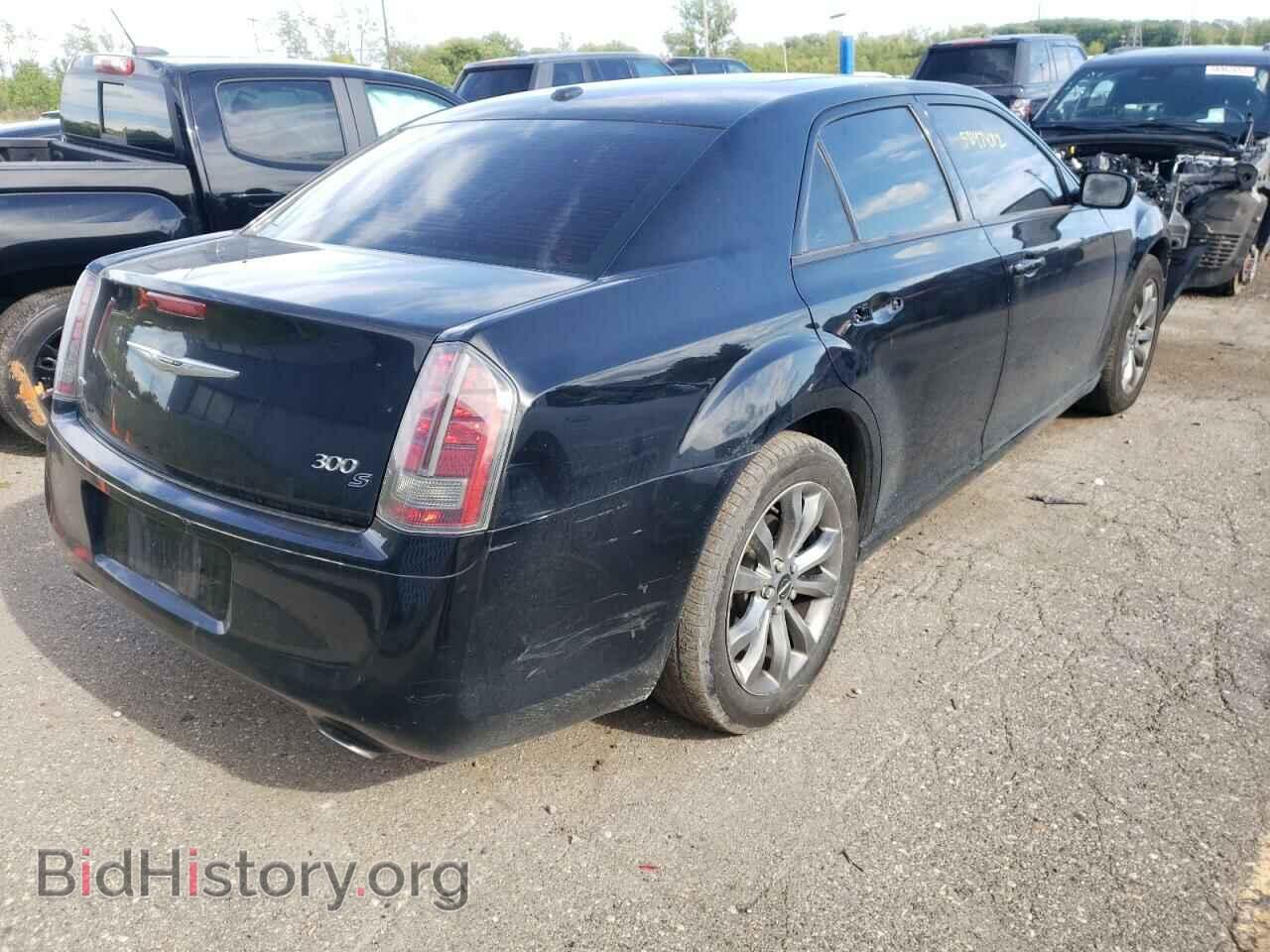 2014 CHRYSLER 300 - VIN: 2C3CCAGG3EH381606 - Photo 4