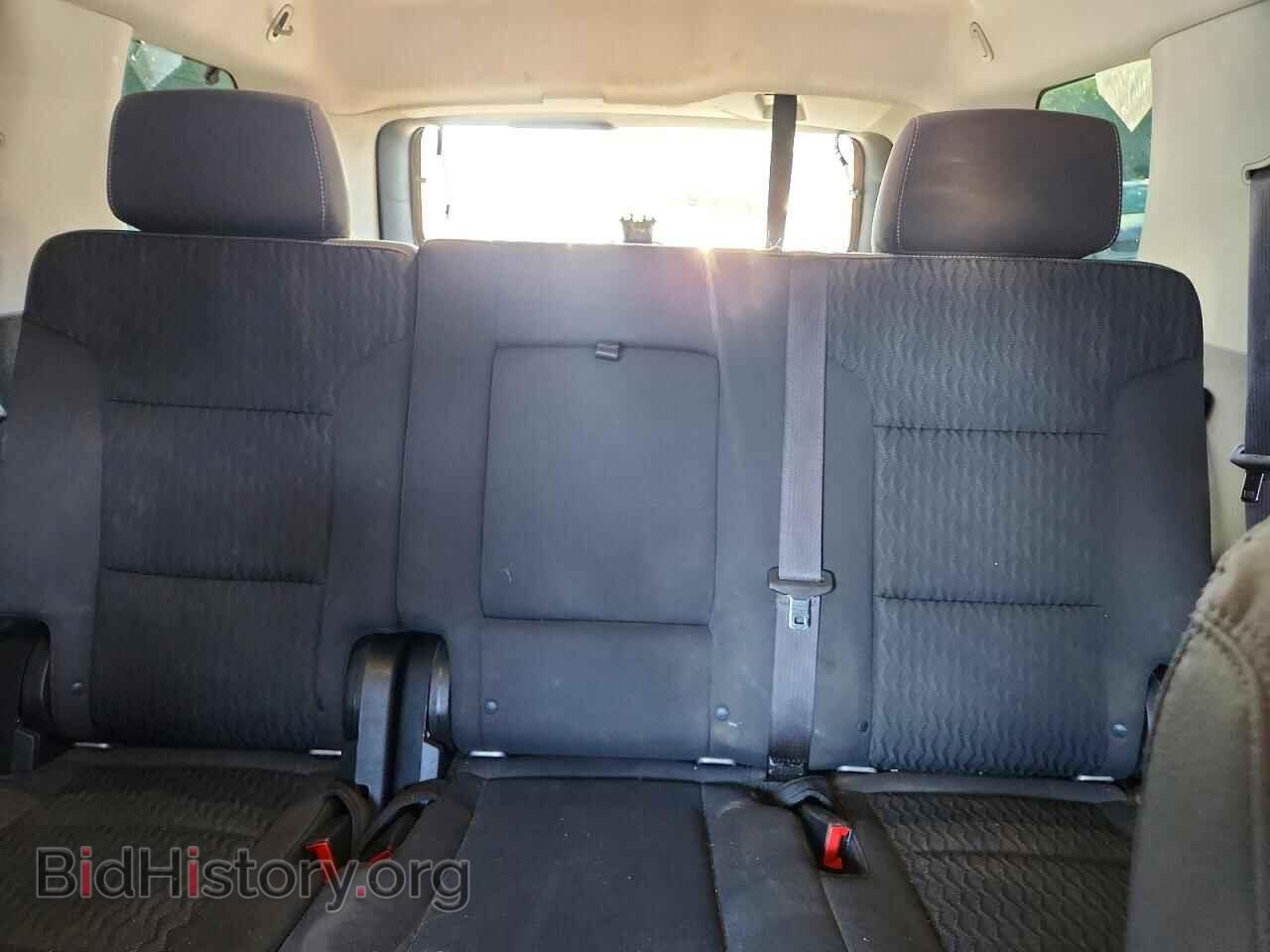 2016 GMC YUKON - VIN: 1GKS1AKC1GR184894 - Photo 10