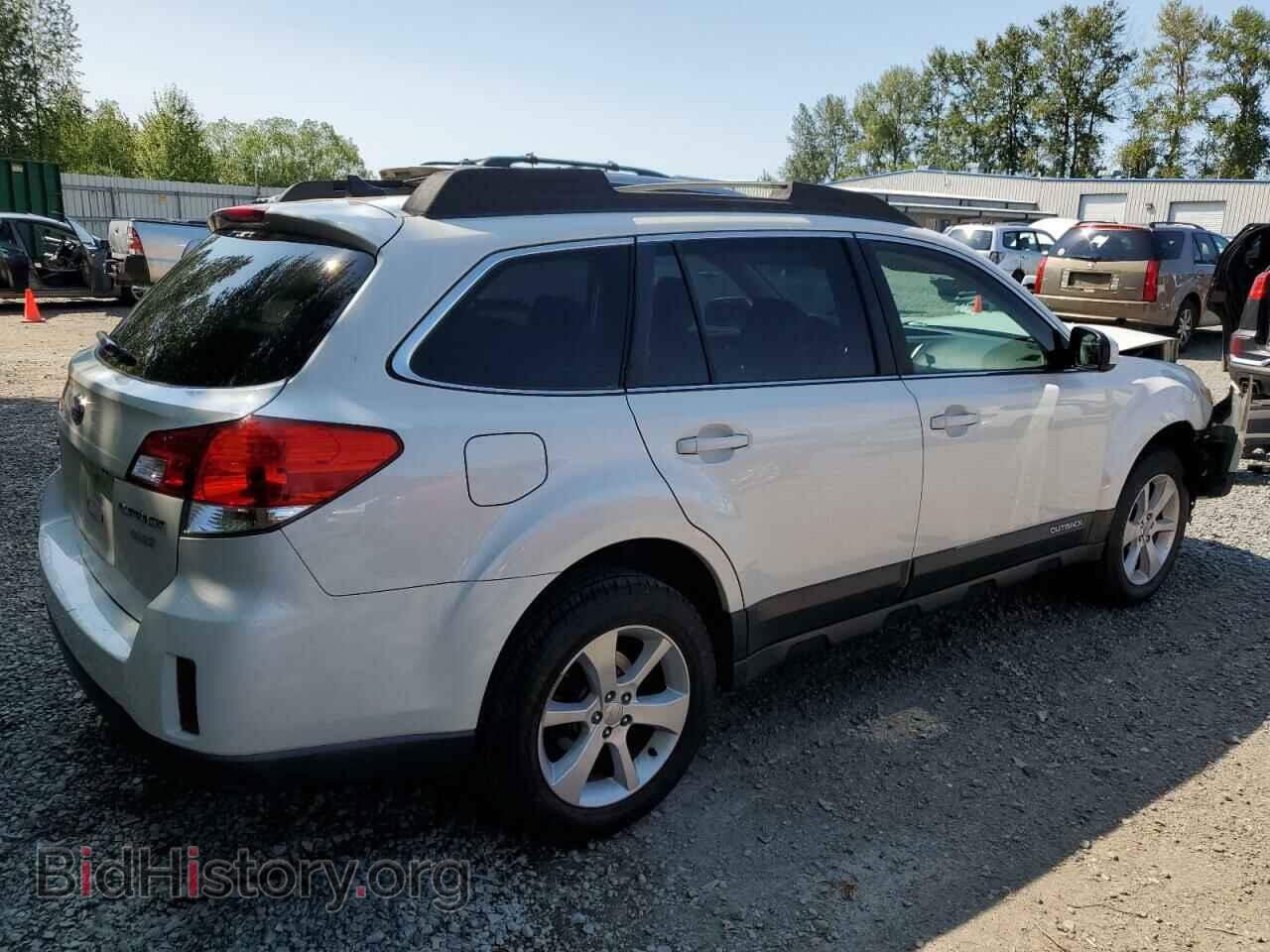 2014 SUBARU OUTBACK - VIN: 4S4BRBCC9E3326462 - Фото 3