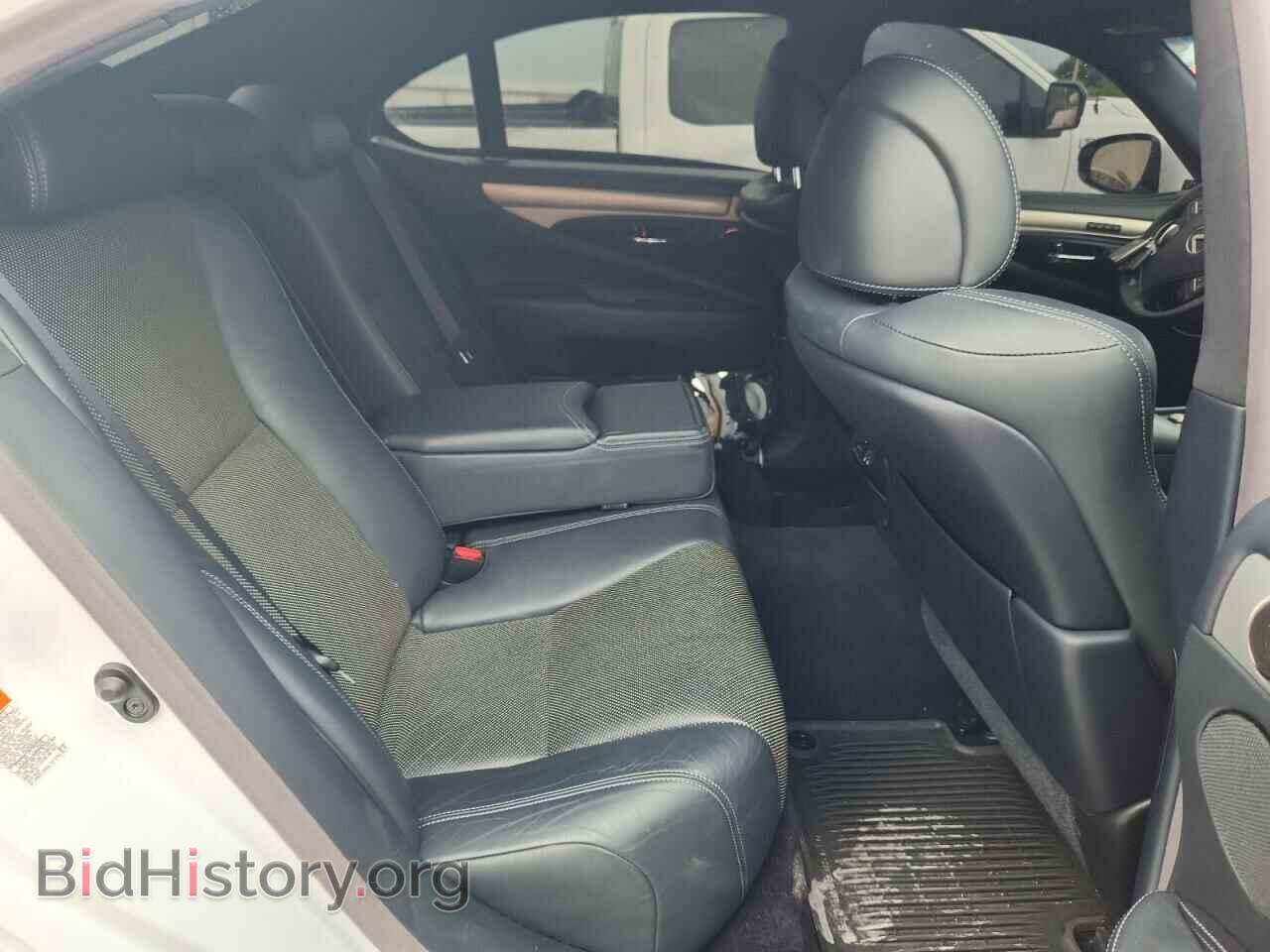 2016 LEXUS LS460 - VIN: JTHBL5EF9G5141462 - Photo 10