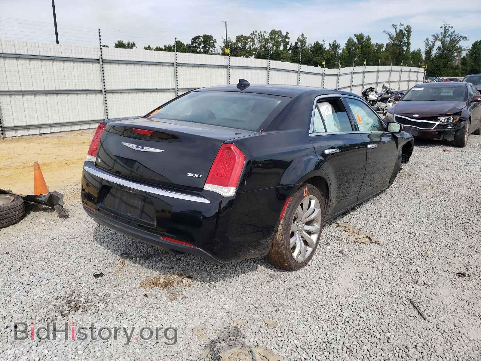 2019 CHRYSLER 300 - VIN: 2C3CCAEG9KH687241 - Фото 4