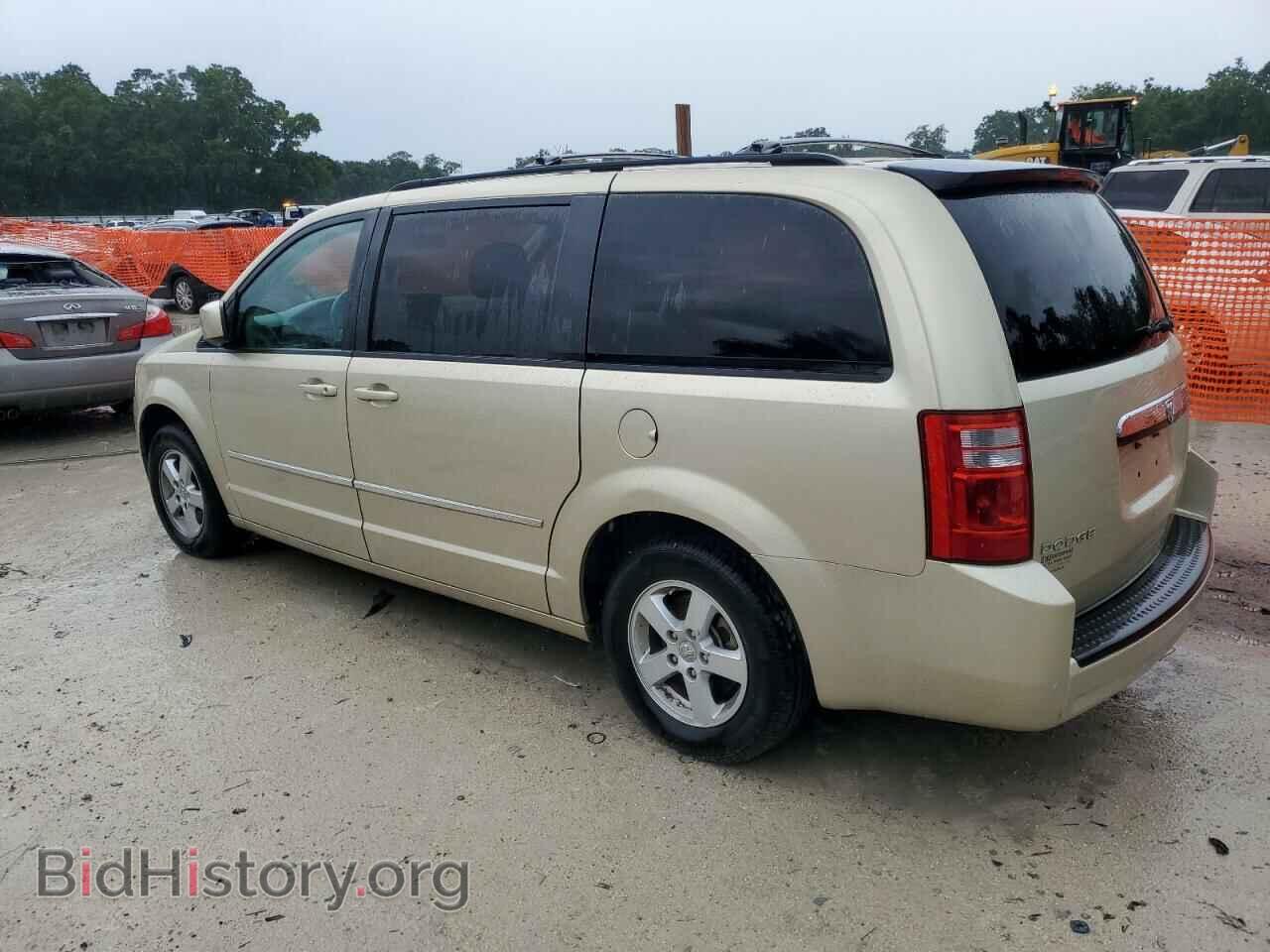 2010 DODGE CARAVAN - VIN: 2D4RN5D13AR369132 - Фото 2