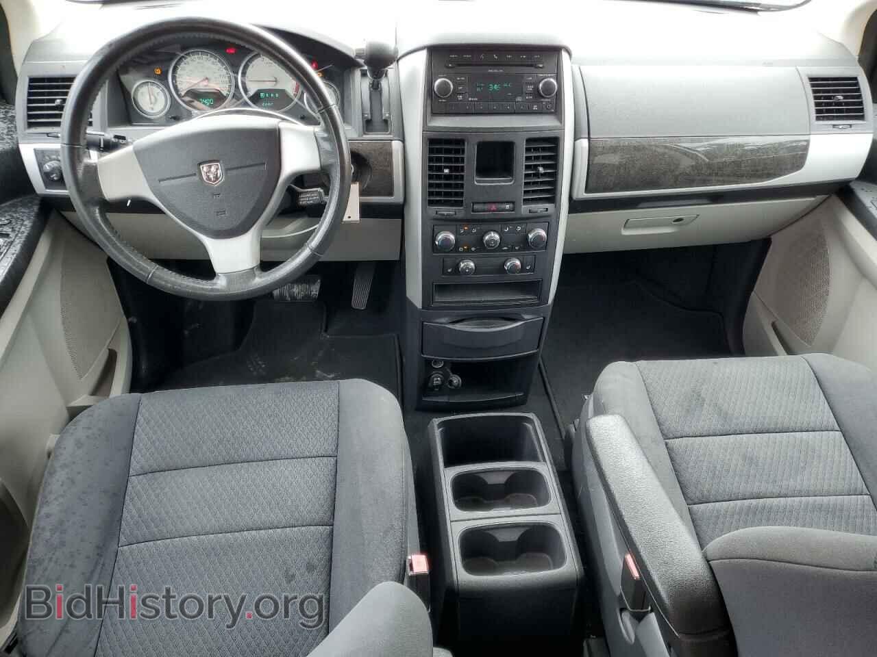 2010 DODGE CARAVAN - VIN: 2D4RN5D13AR369132 - Фото 8