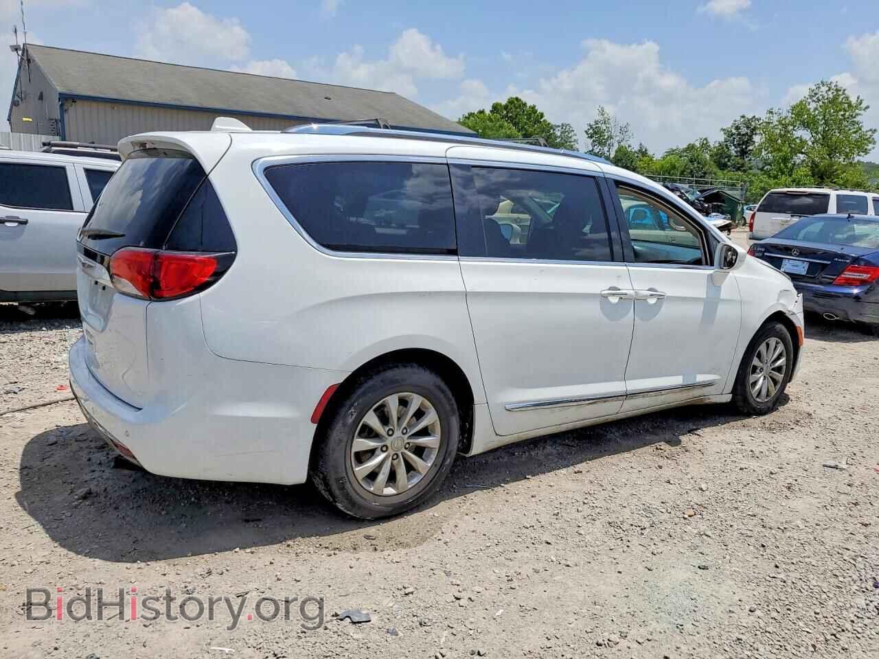 2019 CHRYSLER PACIFICA - VIN: 2C4RC1BG6KR581446 - Photo 3